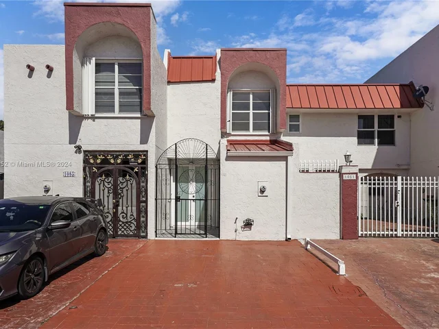 1083 W 38th St # 8, Hialeah FL 33012