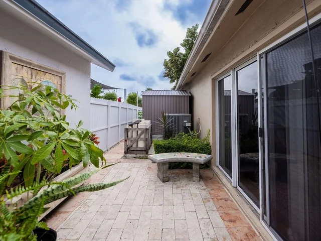 14430 SW 179th Ln, Miami FL 33177