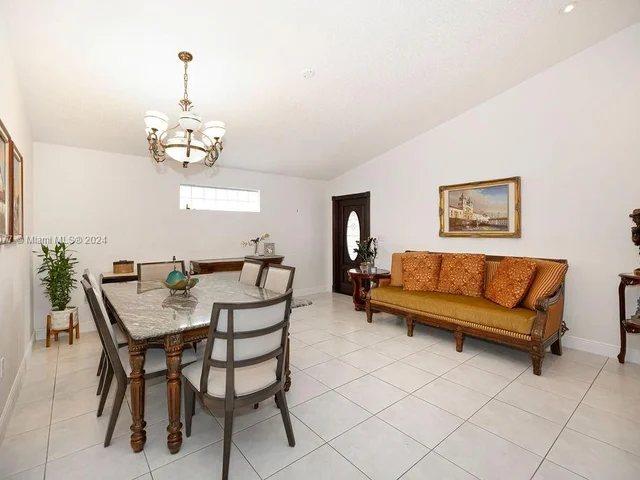 14430 SW 179th Ln, Miami FL 33177