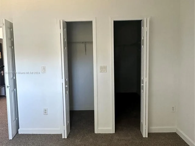 2579 SE 13th Ct, Homestead FL 33035