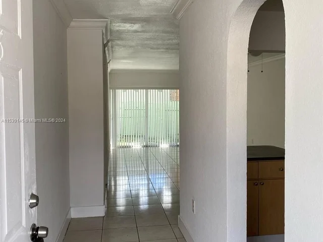 980 NE 170th St # 116, North Miami Beach FL 33162