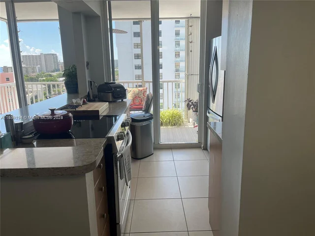1505 N Riverside Dr # 1003, Pompano Beach FL 33062