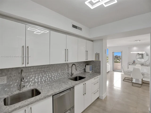 9225 Collins Ave # 912, Surfside FL 33154