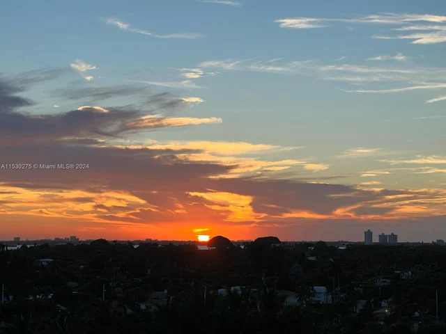 9225 Collins Ave # 912, Surfside FL 33154