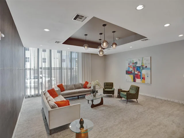 9225 Collins Ave # 912, Surfside FL 33154