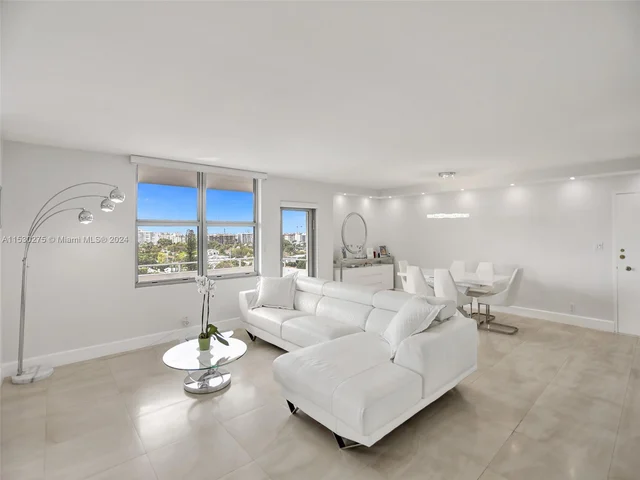 9225 Collins Ave # 912, Surfside FL 33154