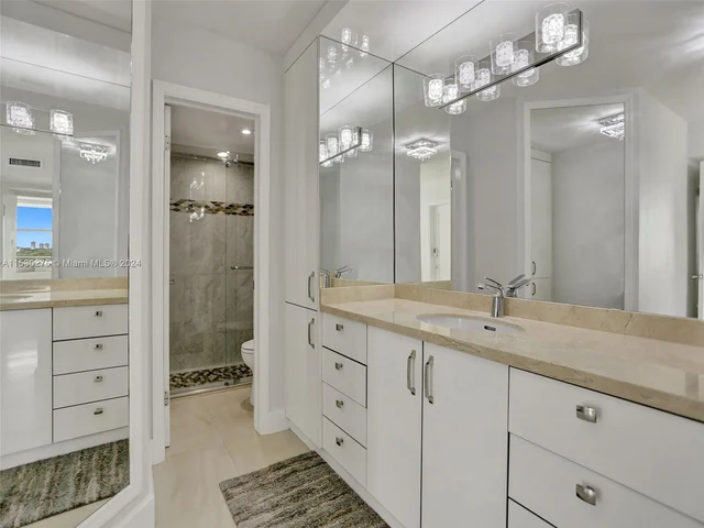 9225 Collins Ave # 912, Surfside FL 33154