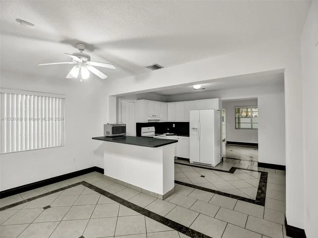 2921 Whitehead St # 0, Miami FL 33133