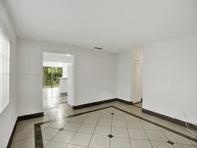 2921 Whitehead St # 0, Miami FL 33133