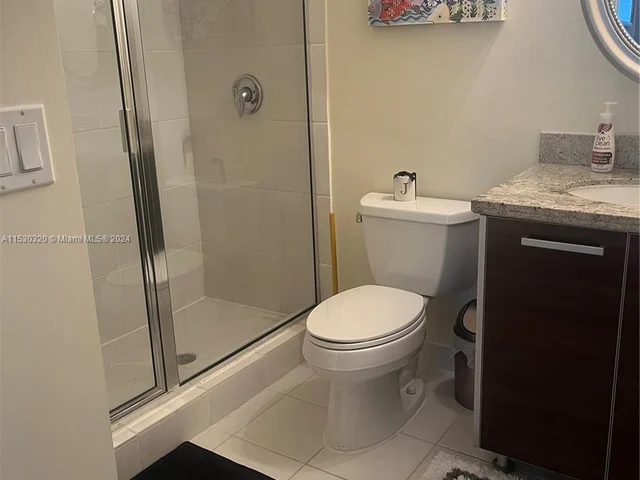 185 SW 7th St # 3211, Miami FL 33130