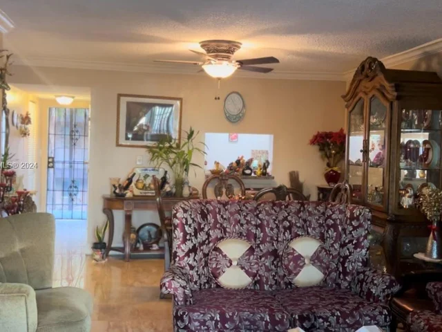 2860 Somerset Dr # 208K, Lauderdale Lakes FL 33311