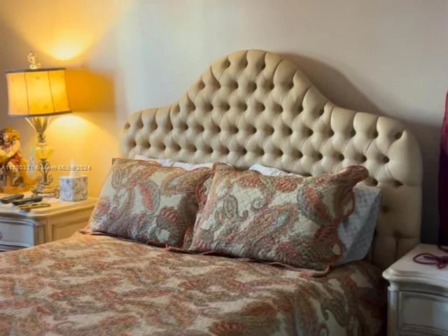 2860 Somerset Dr # 208K, Lauderdale Lakes FL 33311