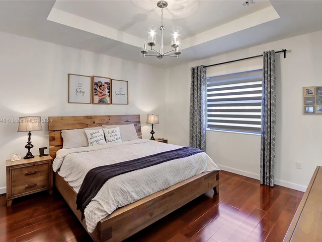 11433 SW 252nd Ter, Homestead FL 33032