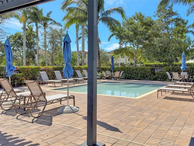 11433 SW 252nd Ter, Homestead FL 33032