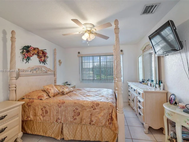 6757 NW 182nd St # 102, Hialeah FL 33015