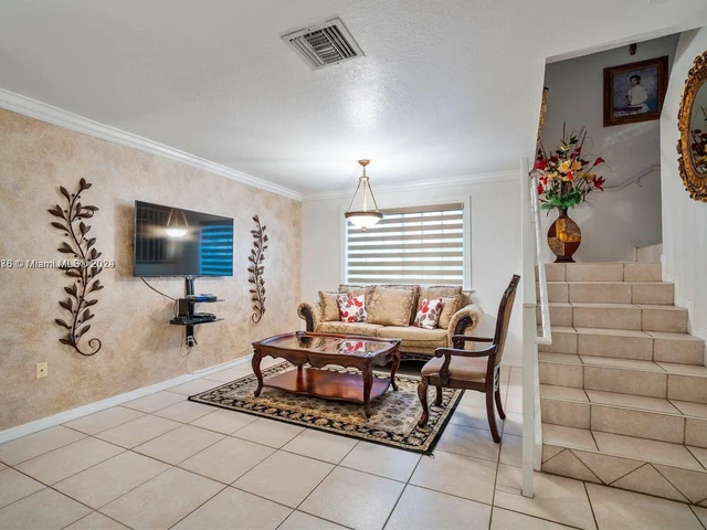 6757 NW 182nd St # 102, Hialeah FL 33015