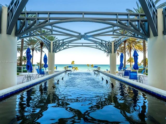 19333 Collins Ave, Sunny Isles Beach FL 33160