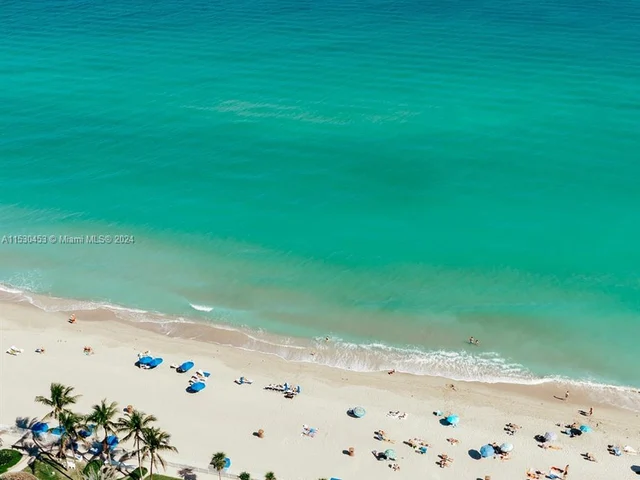 19333 Collins Ave, Sunny Isles Beach FL 33160