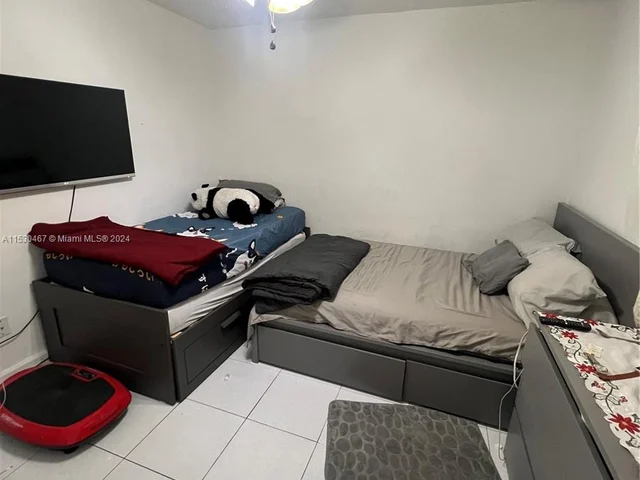 11016 SW 123rd Pl, Miami FL 33186