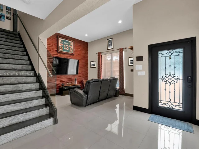 16634 SW 50th Ter, Miami FL 33185