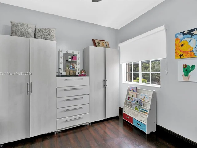 16634 SW 50th Ter, Miami FL 33185