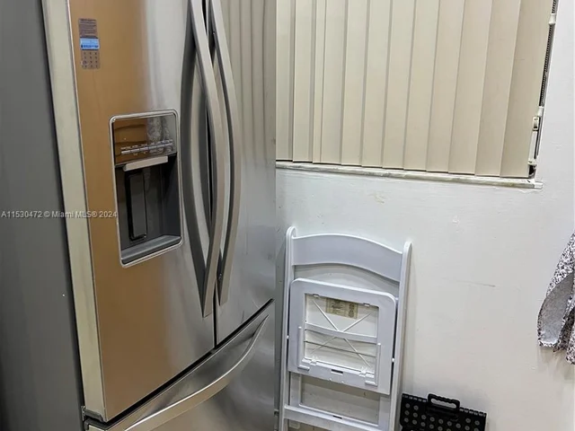 10865 SW 112th Ave # 212, Miami FL 33176