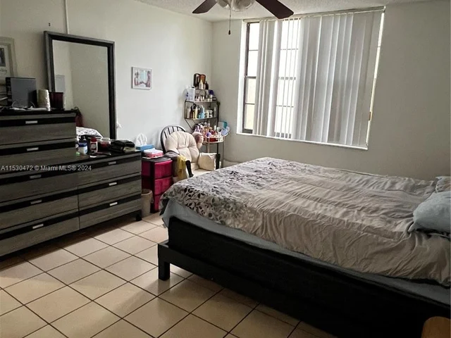 10865 SW 112th Ave # 212, Miami FL 33176