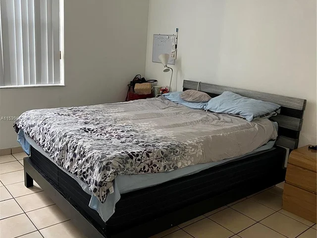 10865 SW 112th Ave # 212, Miami FL 33176