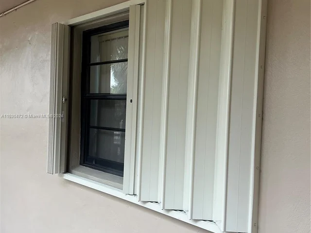 10865 SW 112th Ave # 212, Miami FL 33176