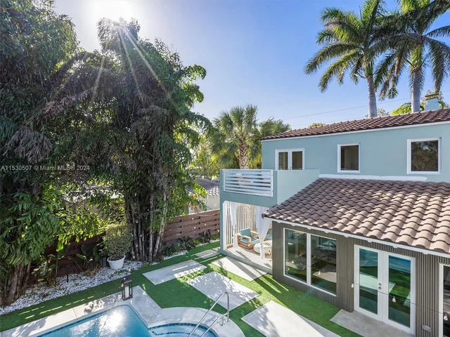 4431 Alton Rd, Miami Beach FL 33140