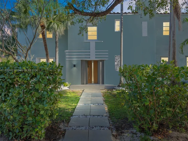 4431 Alton Rd, Miami Beach FL 33140