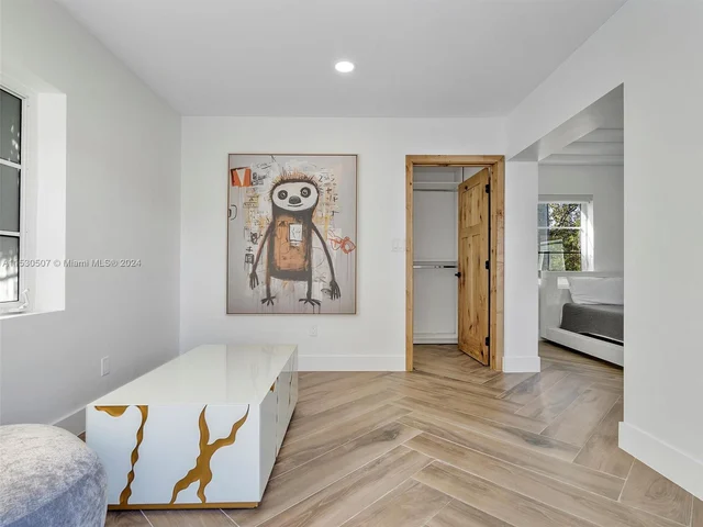 4431 Alton Rd, Miami Beach FL 33140