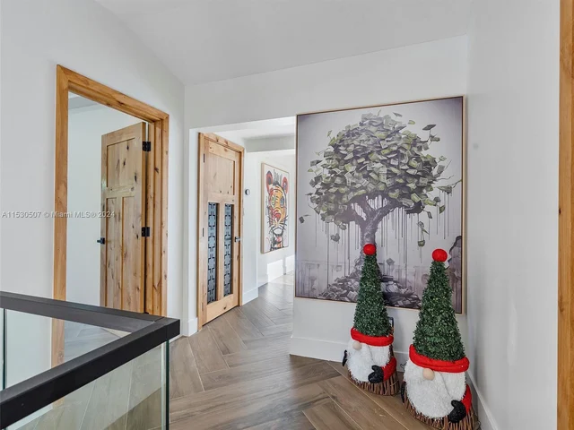 4431 Alton Rd, Miami Beach FL 33140