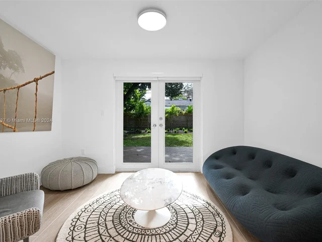 742 NE 81st St, Miami FL 33138