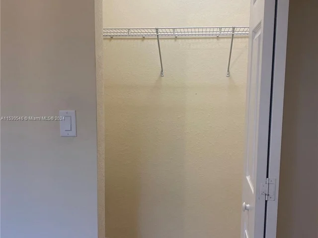 3212 SE 4th Ct # 3212, Homestead FL 33033