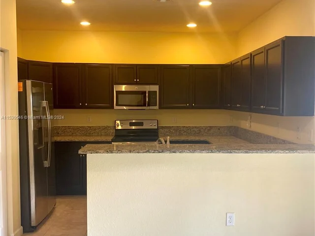 3212 SE 4th Ct # 3212, Homestead FL 33033