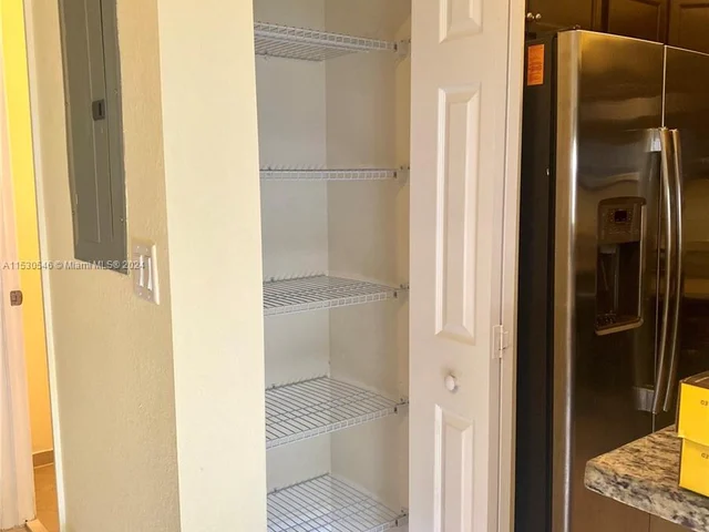 3212 SE 4th Ct # 3212, Homestead FL 33033