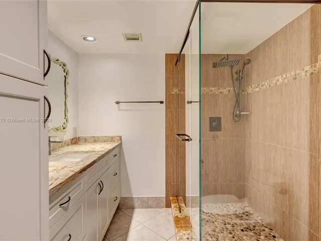 6800 Cypress Rd # 506, Plantation FL 33317