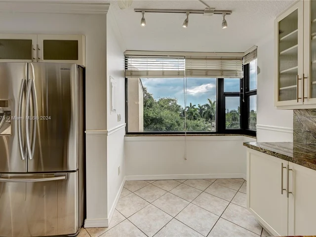 6800 Cypress Rd # 506, Plantation FL 33317