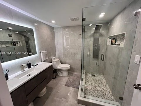 6100 NW 44th St # 104, Lauderhill FL 33319