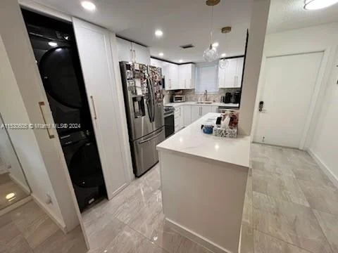 6100 NW 44th St # 104, Lauderhill FL 33319