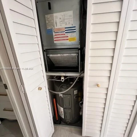 6100 NW 44th St # 104, Lauderhill FL 33319