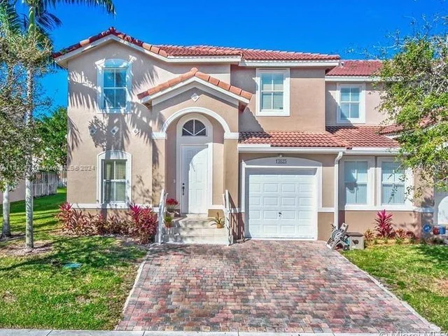 13825 SW 275th St # 13825, Homestead FL 33032