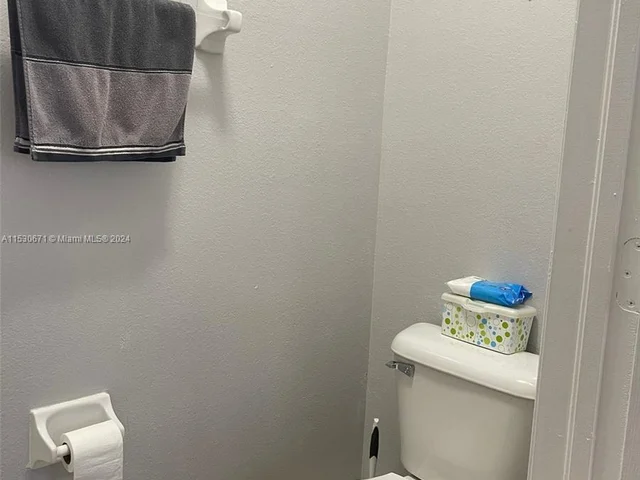 13825 SW 275th St # 13825, Homestead FL 33032