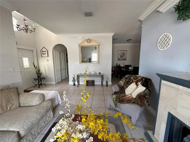 15901 SW 54th Ter, Miami FL 33185