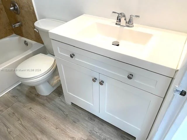 1408 Brickell Bay Dr # 312, Miami FL 33131