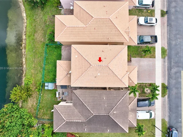 6785 NW 38th Dr, Lauderhill FL 33319