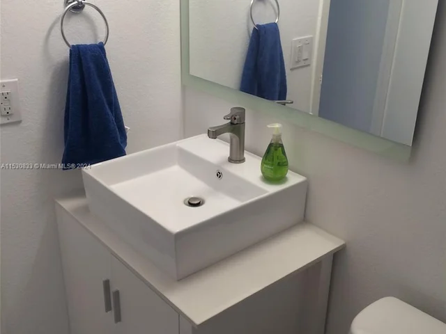 1800 Sans Souci Blvd # 109, North Miami FL 33181