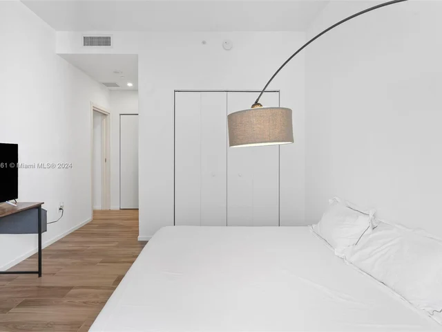 801 S Miami Ave # 4904, Miami FL 33130