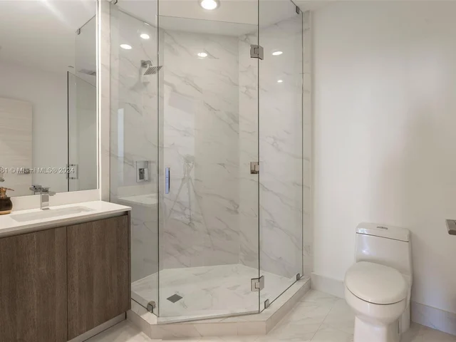 801 S Miami Ave # 4904, Miami FL 33130